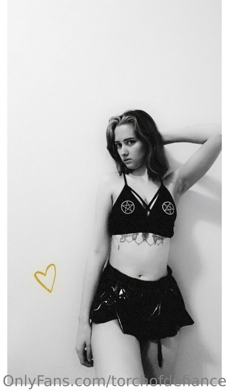 torchofdefiance modèle parfait collection