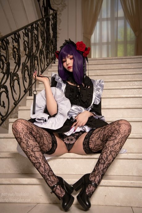 Tsuki Desu estrella porno hermosa galería