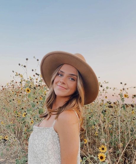 Lauren Mae art modèle des photos