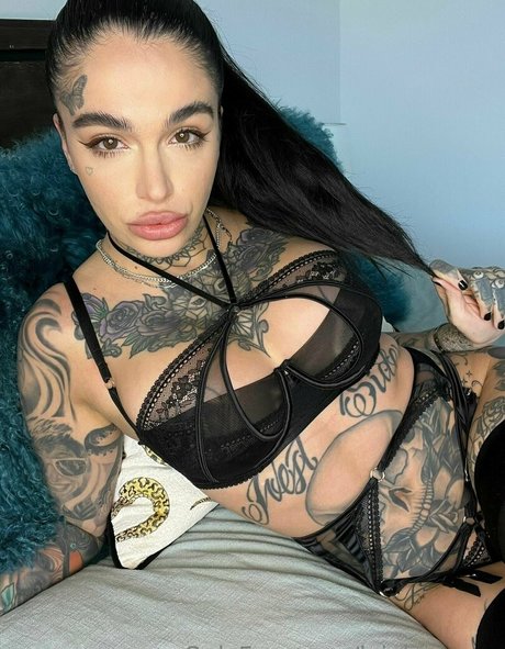 leighravenx thumbnail