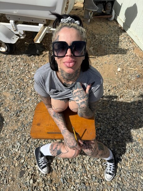 leighravenx modèles nus images