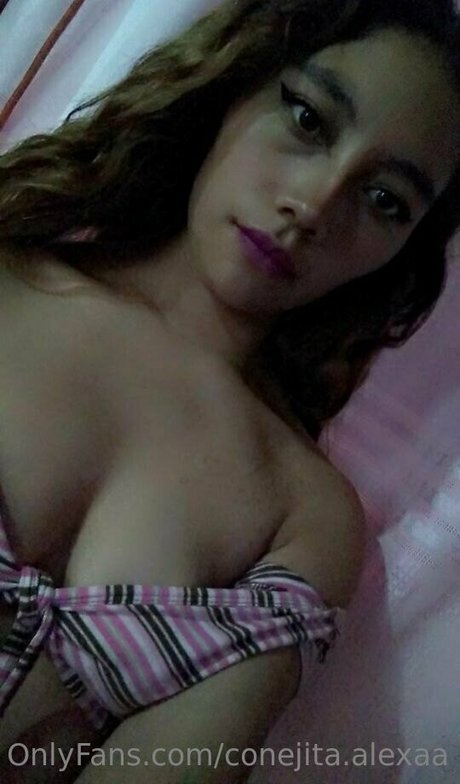 conejita alexaa hot actress pic
