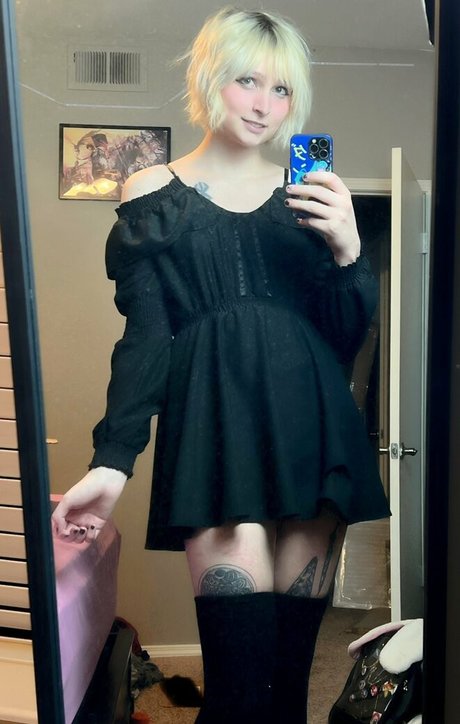 RoseWaltzEX actrice de sexe photos