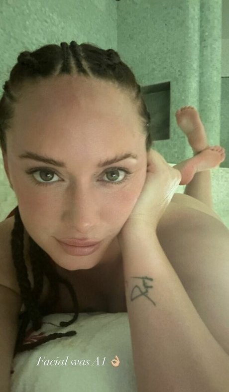 Yesjulz nus star du porno des photos