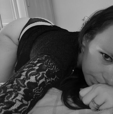 mydarkside6666 buena estrella porno imagen