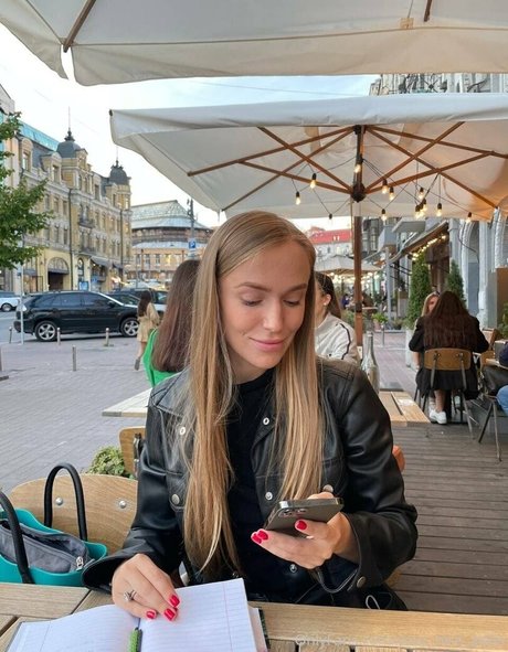 your nice aislin actriz xxx galerías