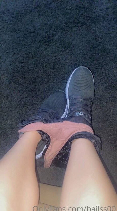 hailss00 modelo agradable galerías