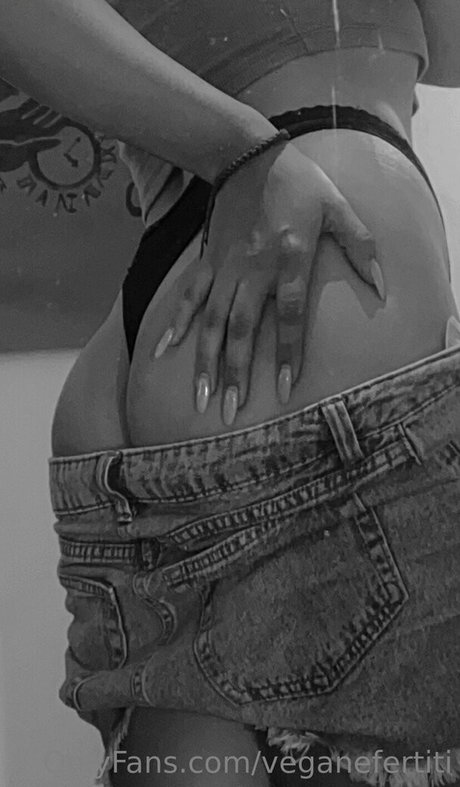 veganefertiti star du porno sympa img