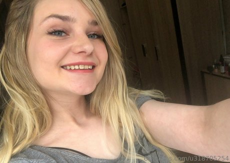 violetcherryy modelo mejor galería