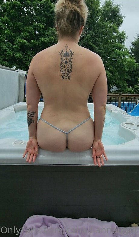 canadiannaughtyneighbour estrella de alta definición imágenes