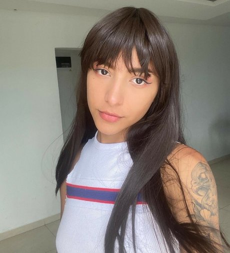 Soy Sofia nude star archive