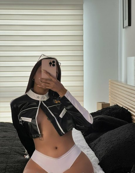 fetiche de pies onlyfans hd caliente foto