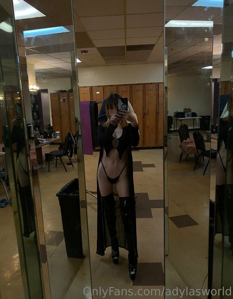 adylasworld modelo porno imagen