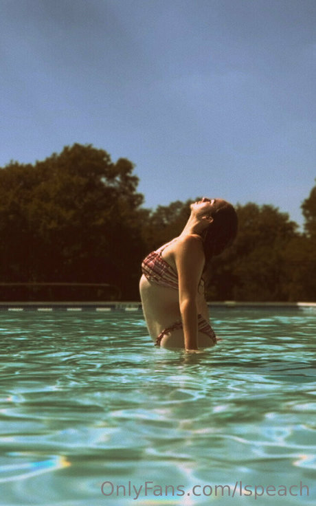 lspeach actrice photos