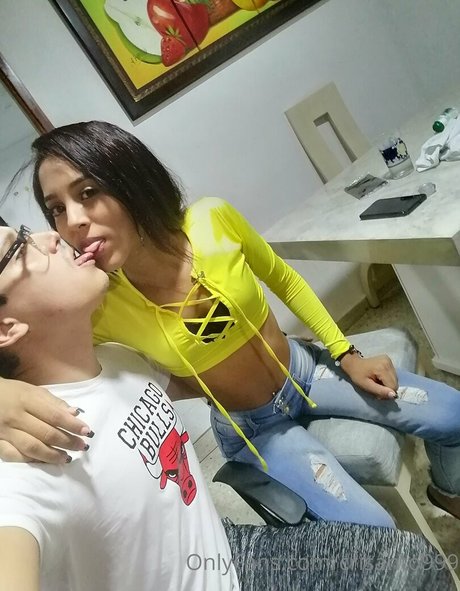 crisanto999 actrice érotique galerie