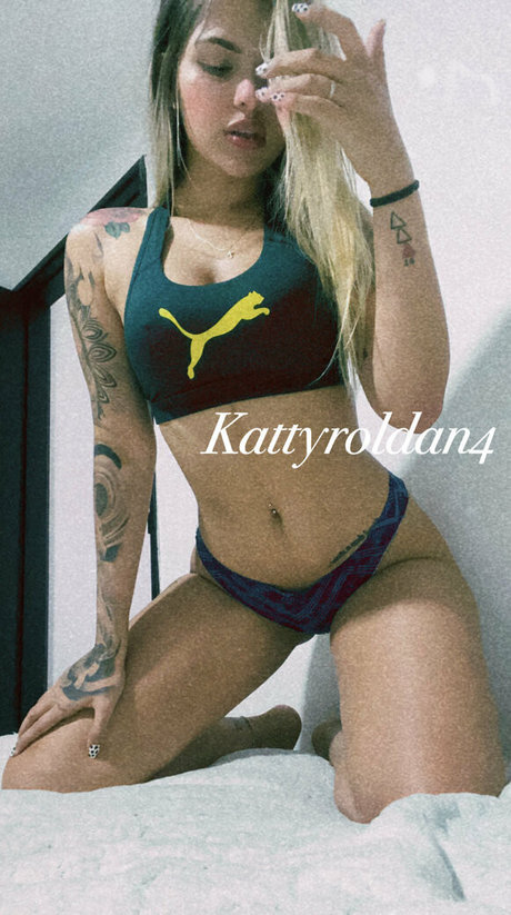 kattyroldan4 modelo exclusivo imágenes