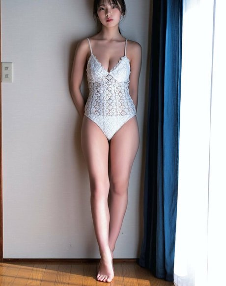 Kikuchi Hina actriz xxx galerías