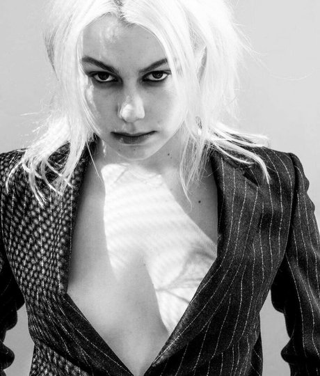 Phoebe Bridgers étoile hd photo