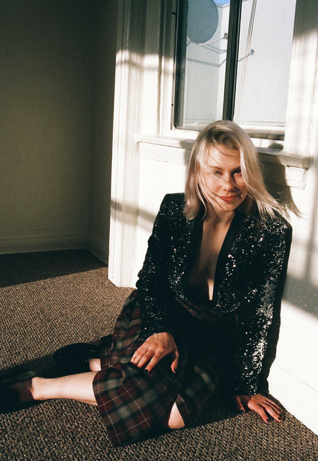 Phoebe Bridgers mejor estrella porno foto