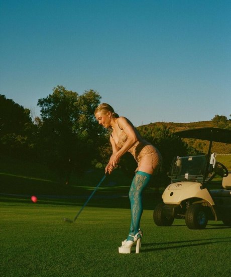 Phoebe Bridgers bonita actriz galería