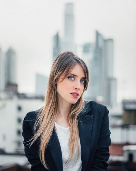 Magui Ansuz sexo modelo galerías