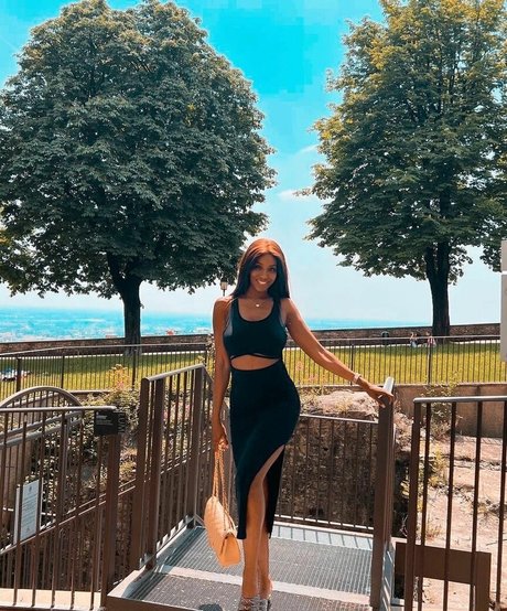 Ainett Stephens modèle porno photo