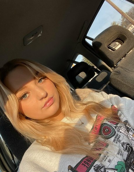 avacanary bonita estrella fotos