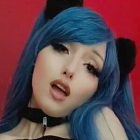 Lucaminxu nude actress photo