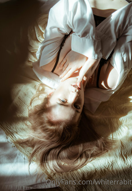 whiterrabitfree actrice libre image