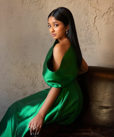 Maitreyi Ramakrishnan model erotic picture