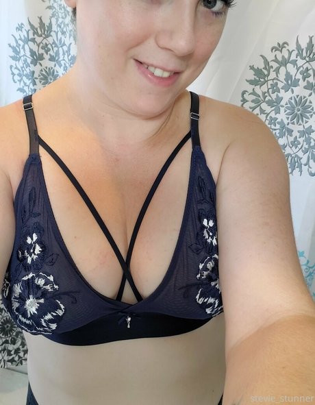 stevie stunner modèles nus photos