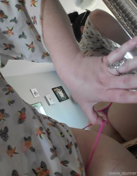 stevie stunner étoile nue galeries