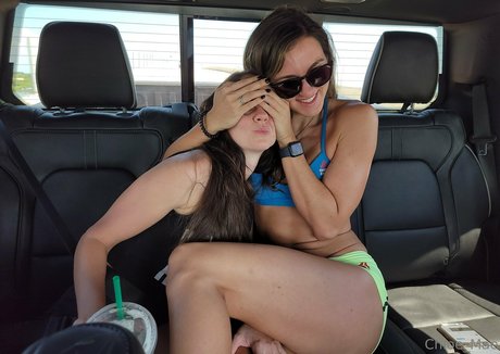 chloe mae modèles nus images