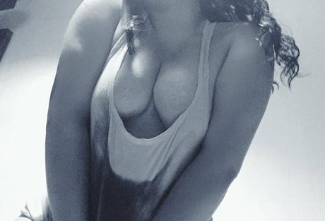 crimson ghoul haut modèle galerie