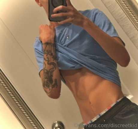 its just jake top star photo
