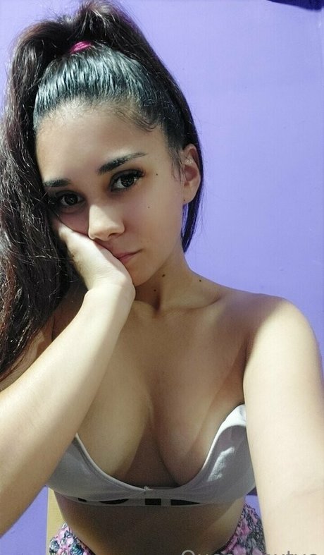 queenvcsext pretty star pic