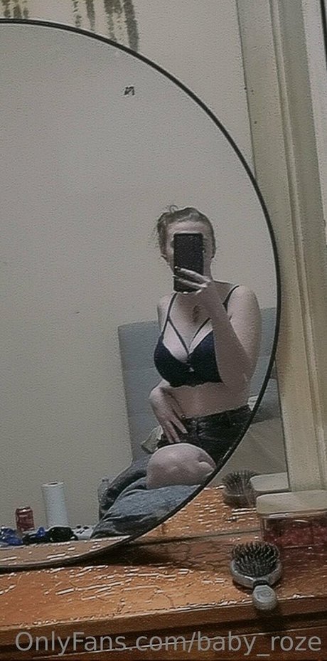 baby roze modelo atractivo imágenes