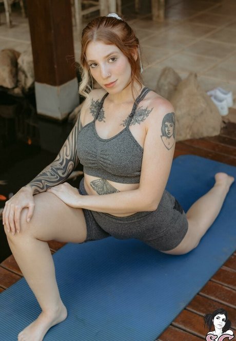 Rebecca Majak buen modelo archivo