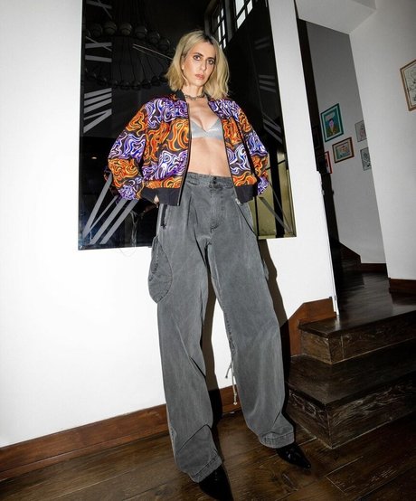 Hila Klein estrella adulta imagen