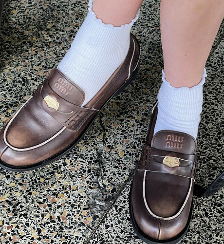 Hila Klein desnudos estrella imágenes