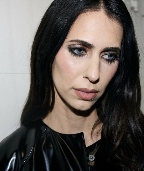 Hila Klein actriz erótica galería