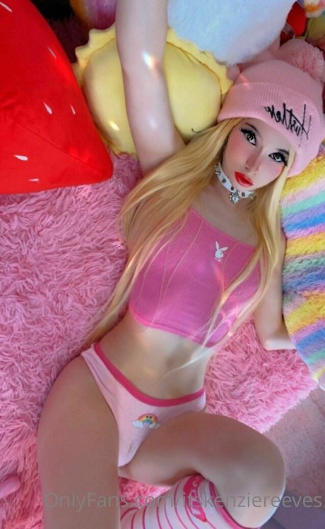 itskenziereeves estrella del sexo galerías