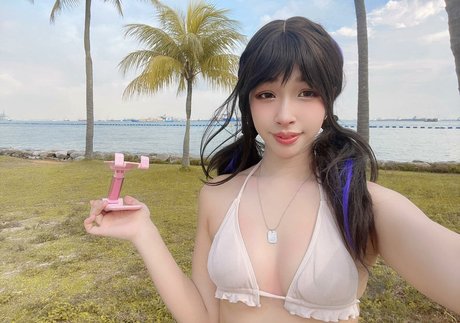 Emiliabear modèle xxx image