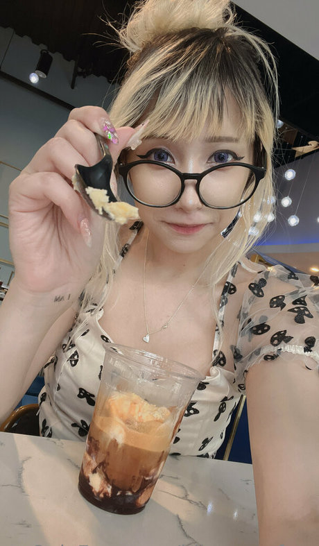 idlesann free estrella xxx recopilación