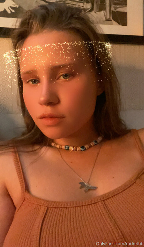 rocket bb actriz de alta definición archivo