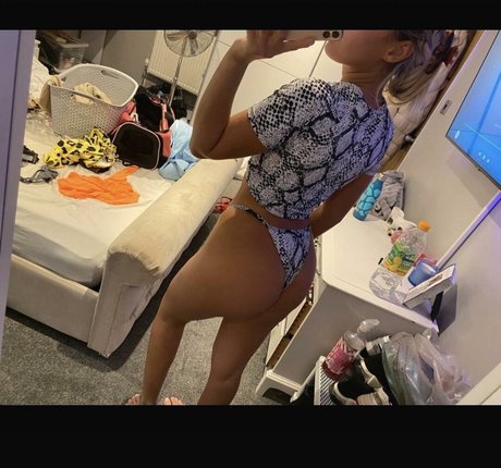 Depop Wins modelo mejor imágenes