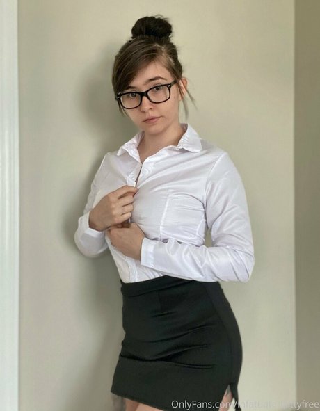 infatuatedkittyfree estrella porno xxx galerías