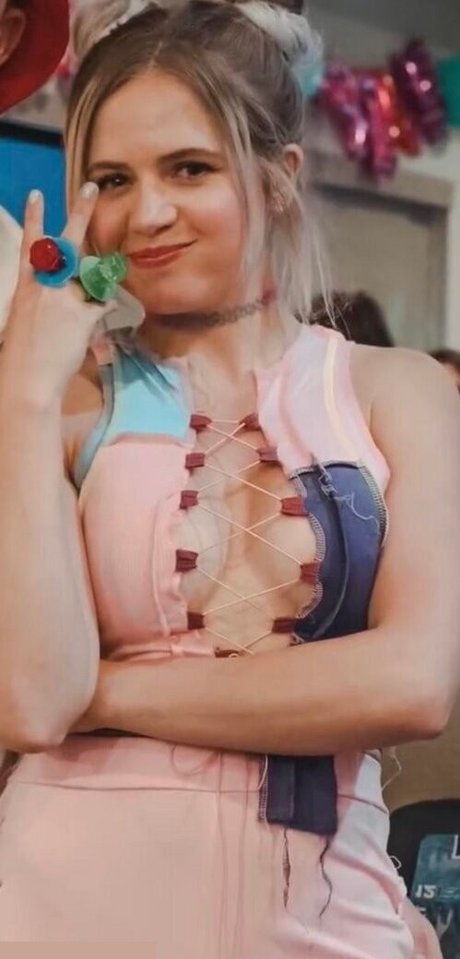 Collete Davis estrella desnuda archivo