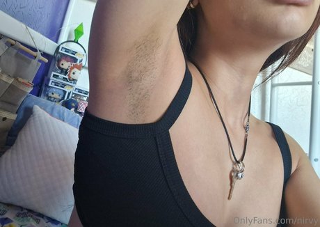 Nirvy actrice adulte image