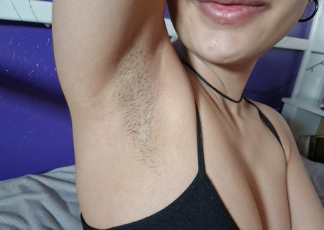 Nirvy arte modelo foto